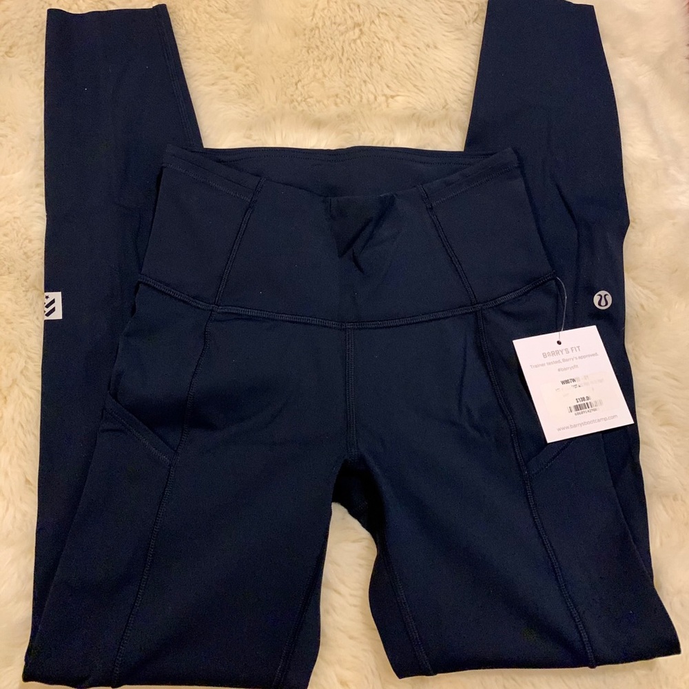 Lululemon x Barry's Fast And Free Legging in Navy